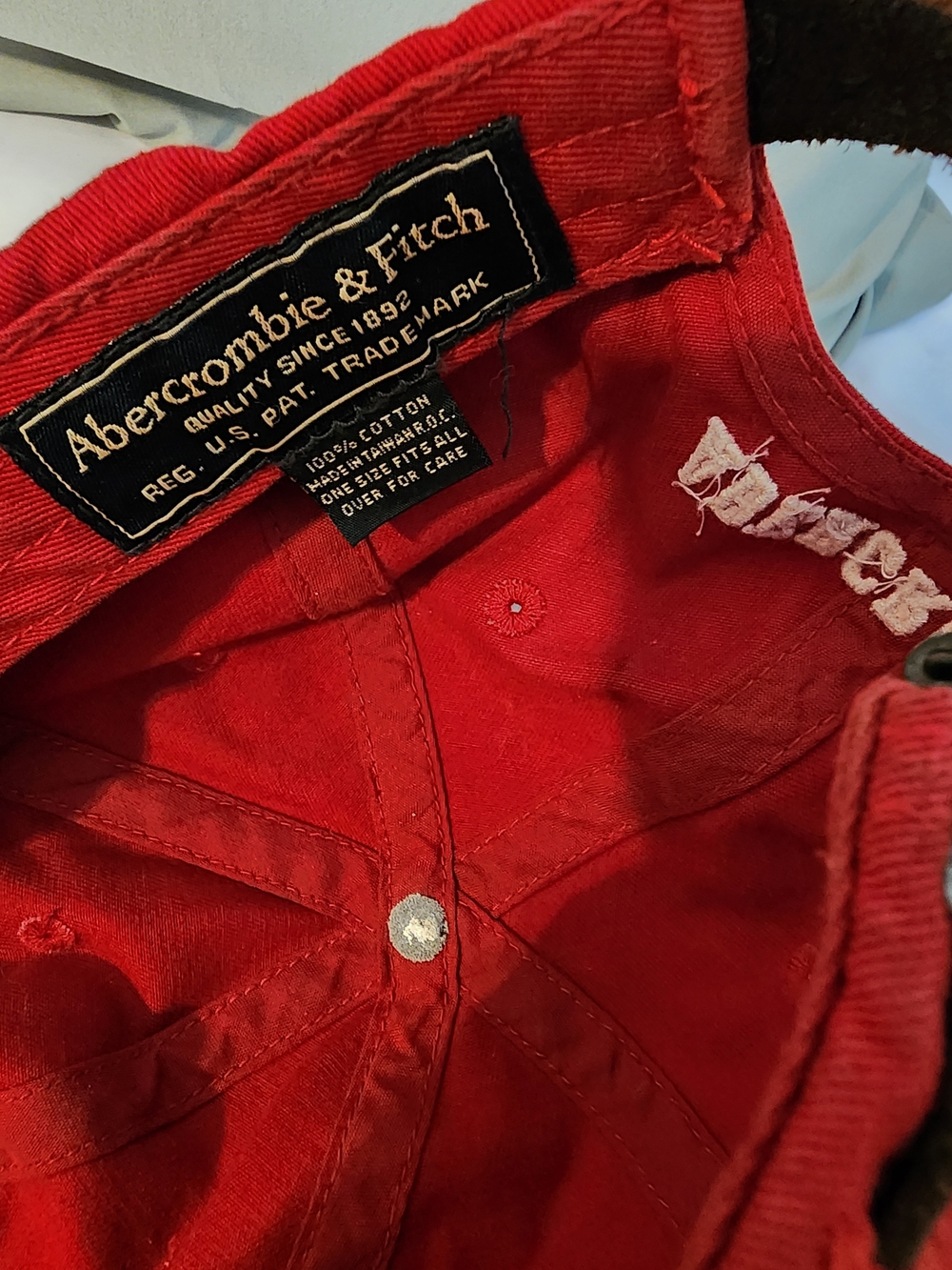 Abercrombie & Fitch Red Cotton Baseball Cap Unisex - Picture 5 of 6